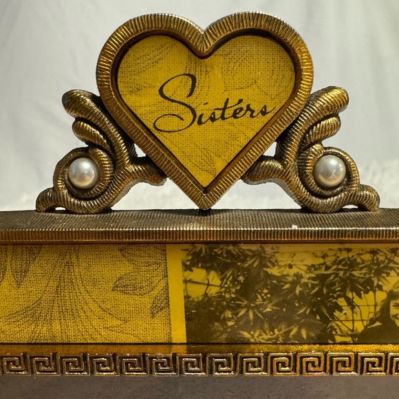 2003 Vintage Sisters Thompson Photo Frame 6X8 Gold Heavy Scrollwork Pearls Fancy - Picture 5 of 15